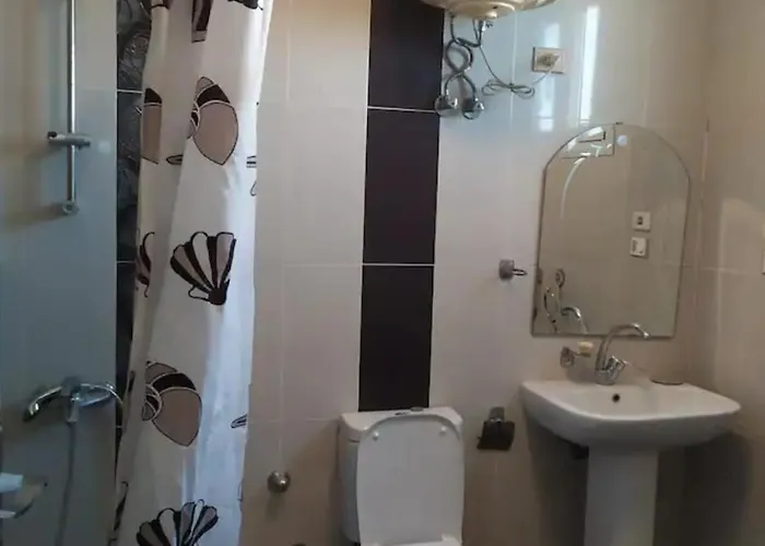One Bedroom Flat With Large Terrace In A With Swimming Pool *